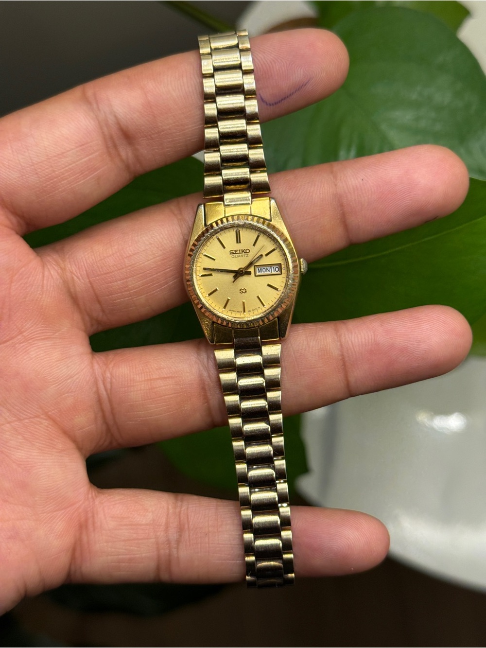 Seiko women’s vintage Gold Tone Day-Date Bracelet Watch